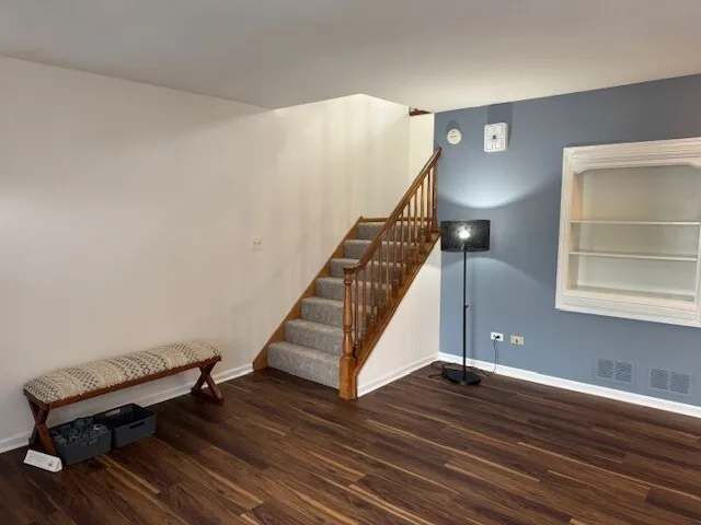 $2,100 | 34016 North White Oak Lane, Unit 34016, Gurnee, IL 60031