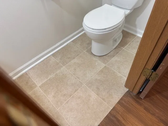 $2,100 | 34016 North White Oak Lane, Unit 34016, Gurnee, IL 60031