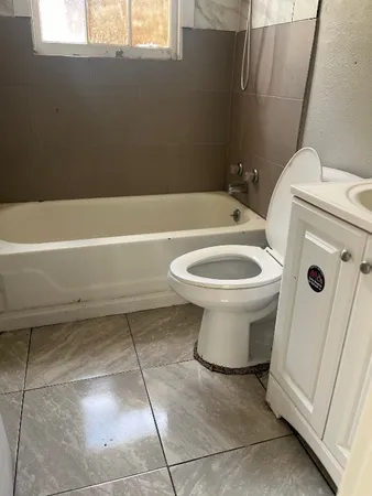 $2,900 | 4980 Chambers Street, Beaumont, TX 77705