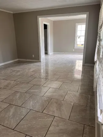 $2,900 | 4980 Chambers Street, Beaumont, TX 77705