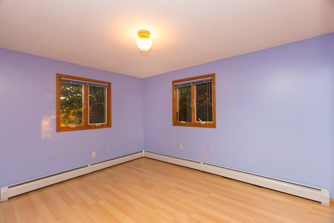68 Mid. Dunstable Road Nashua, NH 03062 - Photo 16 of 36