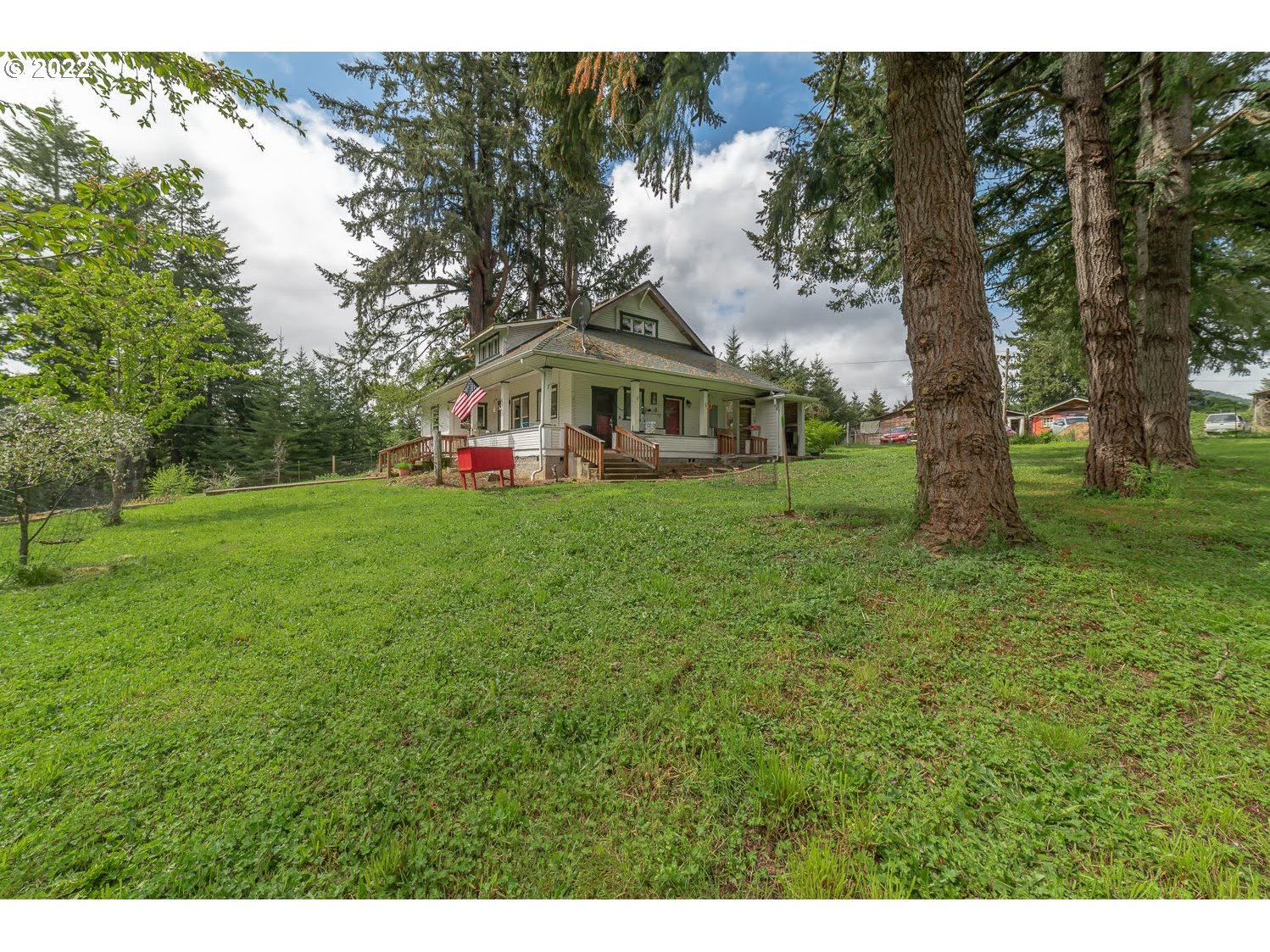 73112 London Road Cottage Grove, OR 97424 - Photo 1 of 30 Gallery Image 1