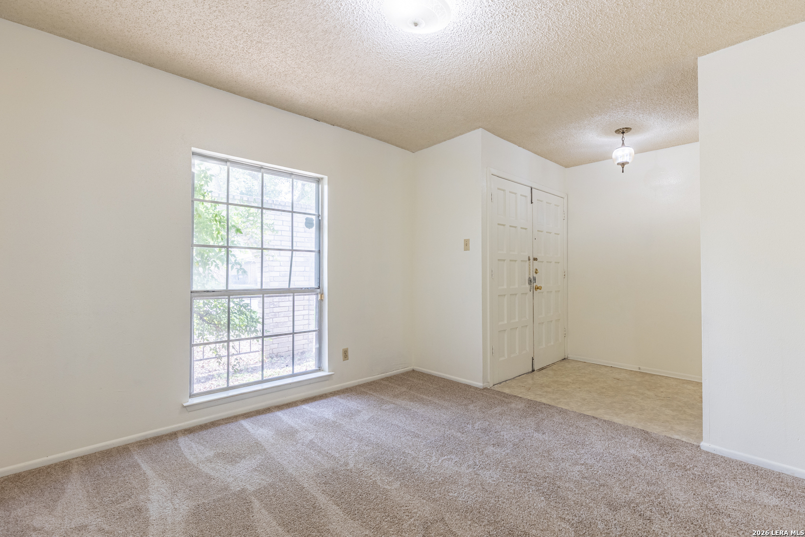 8127 Babe Ruth Street San Antonio, TX 78240 - Photo 8 of 33