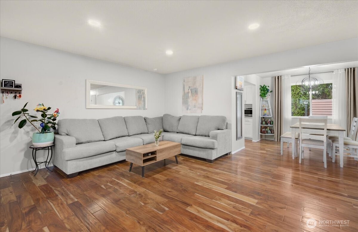 210 Rainbow Drive Burlington, WA 98233 - Photo 4 of 26