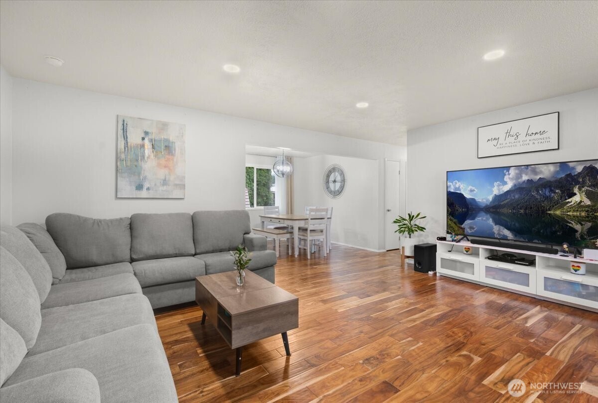 210 Rainbow Drive Burlington, WA 98233 - Photo 5 of 26