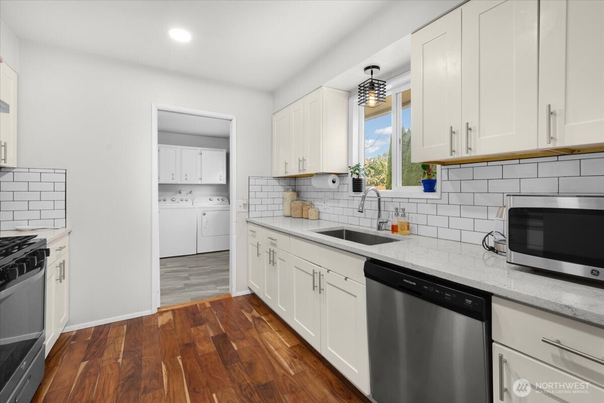 210 Rainbow Drive Burlington, WA 98233 - Photo 10 of 26