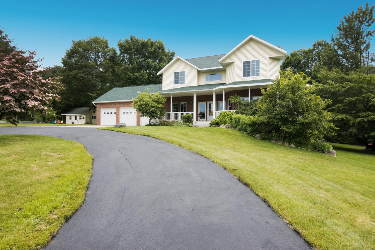 8613 Anderson Road Kaleva, MI 49645 - Photo 5 of 73 5-Scene-2