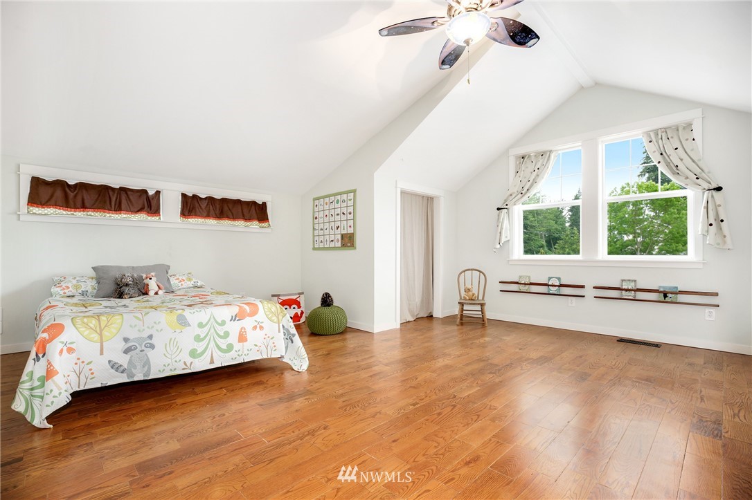 2821 Gibson Road Everett, WA 98204 - Photo 15 of 25