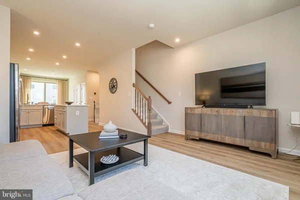 $3,100 | 3929 Small Roundtop Road, Fort George G Meade, MD 20755