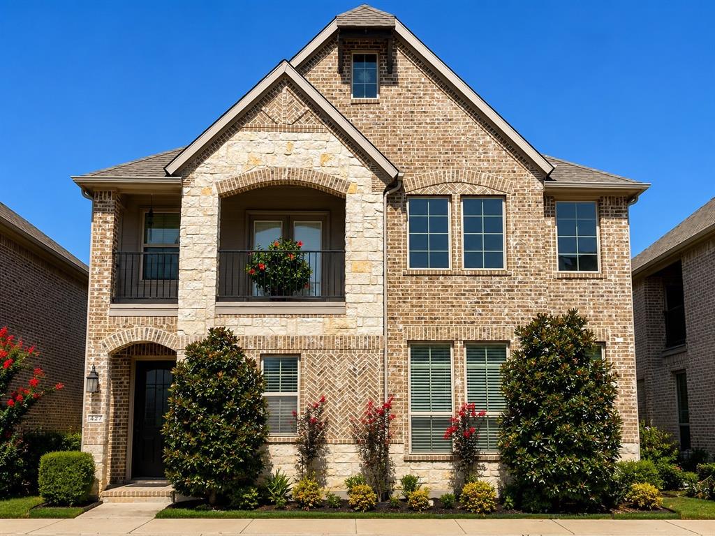 427 Renaissance Lane Irving, TX 75060 - Photo 1 of 1 Gallery Image 1