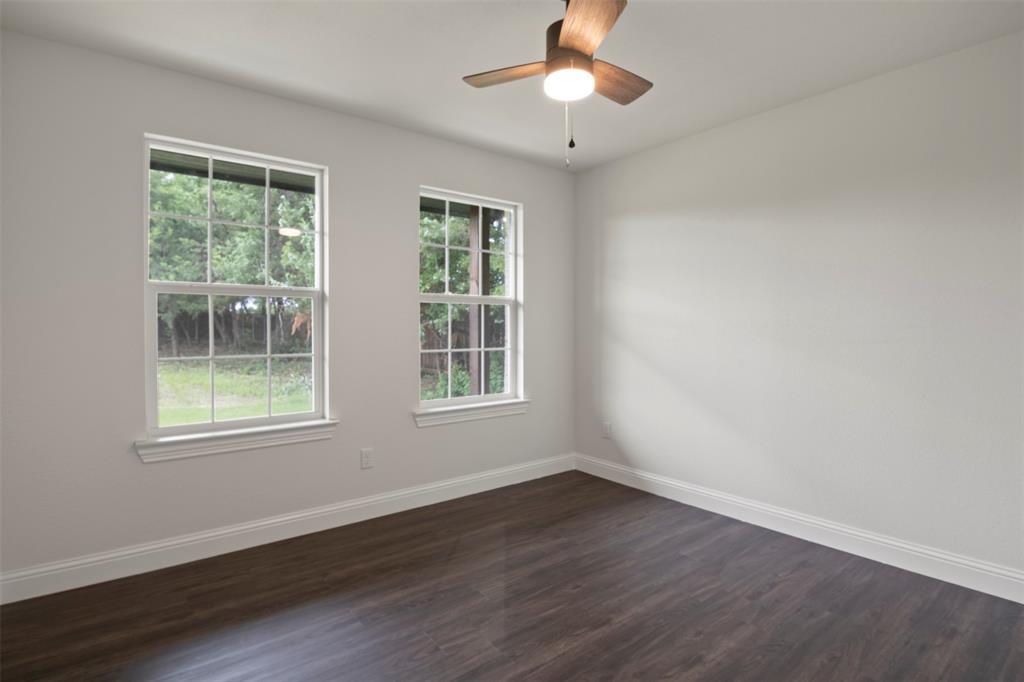 905 West Cardinal Street Ector, TX 75439 - Photo 17 of 30