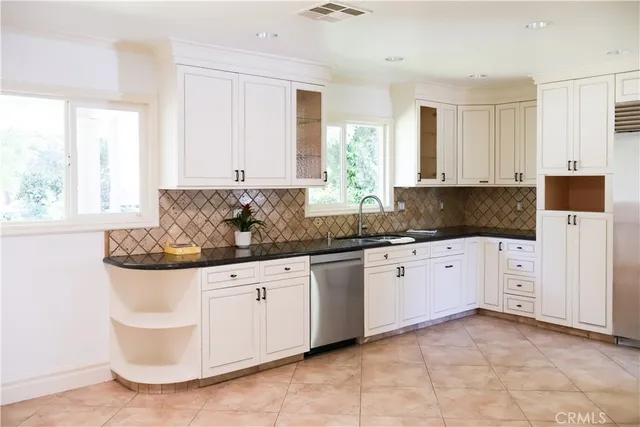 $1,565,000 | 1496 Belleau Road, Glendale, CA 91206