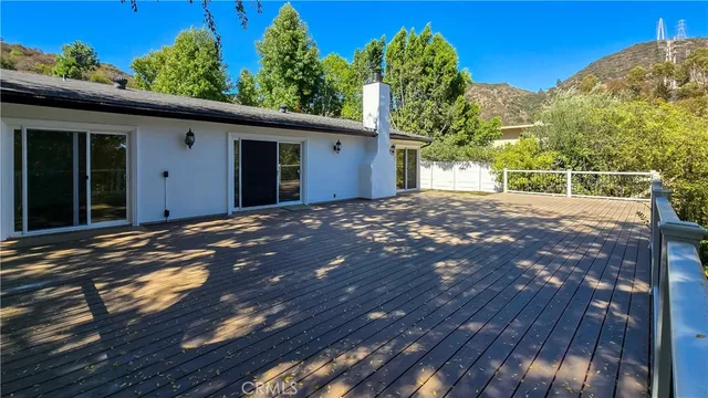 $1,565,000 | 1496 Belleau Road, Glendale, CA 91206