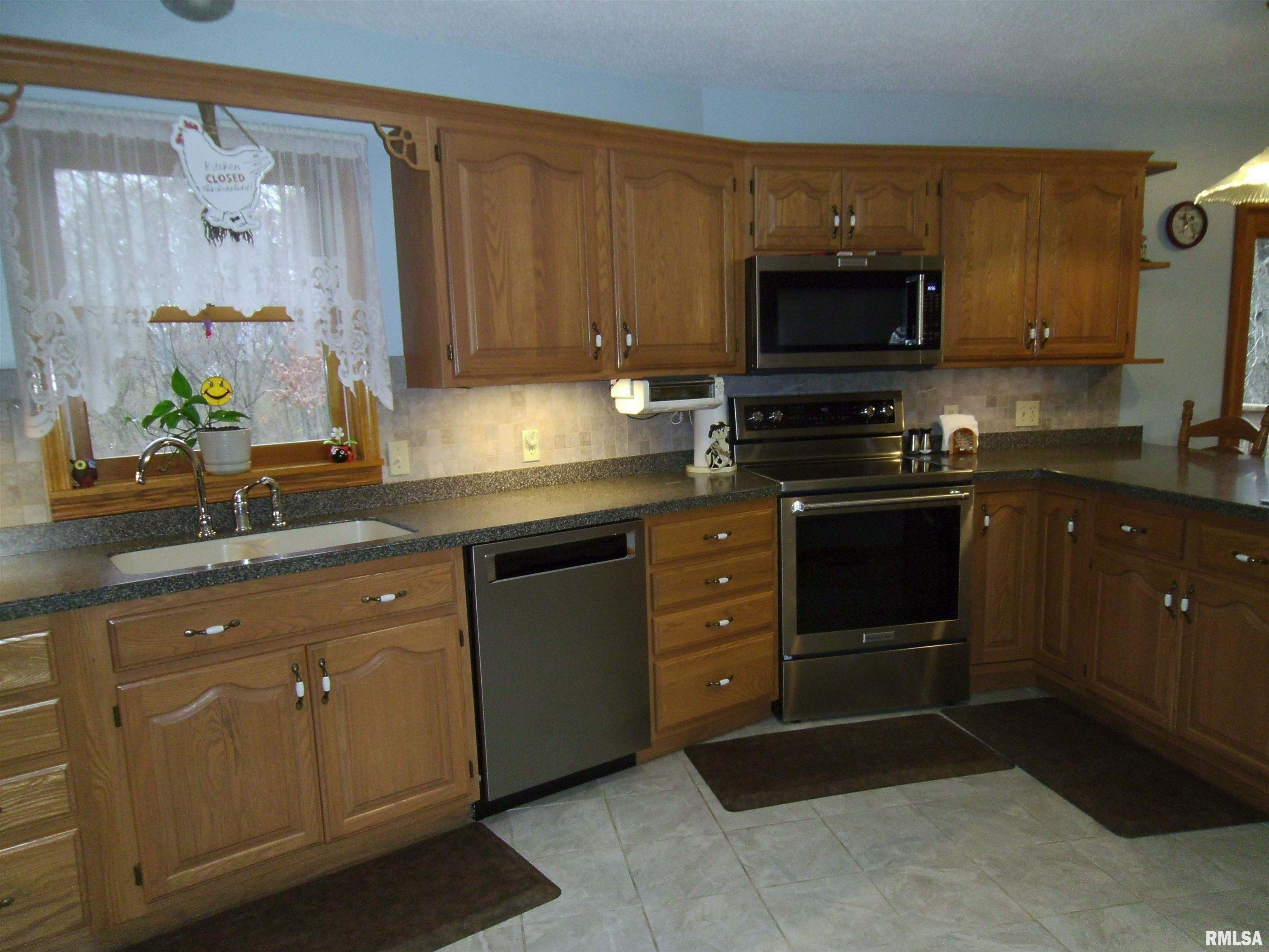 407 Casey Road Murphysboro, IL 62966 - Photo 16 of 73