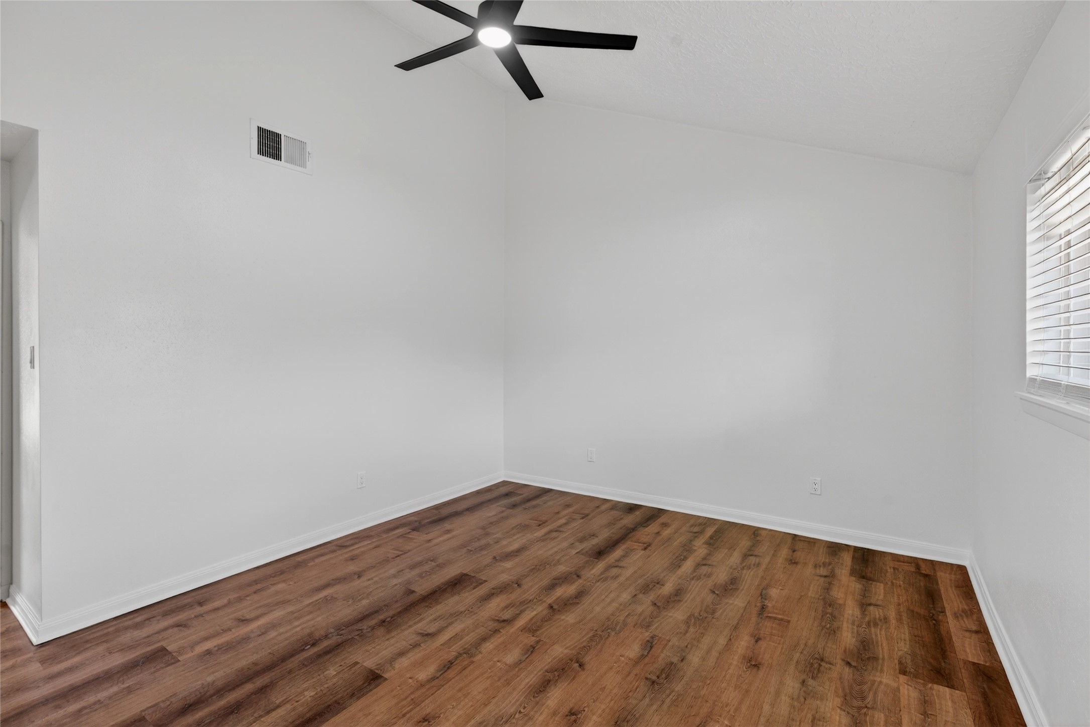 3810 Nutwood Lane Spring, TX 77389 - Photo 32 of 47 master bedroom