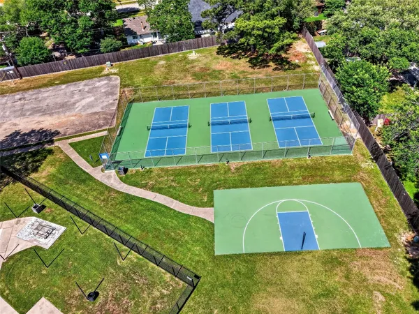 $270,995 | 3810 Nutwood Lane, Spring, TX 77389