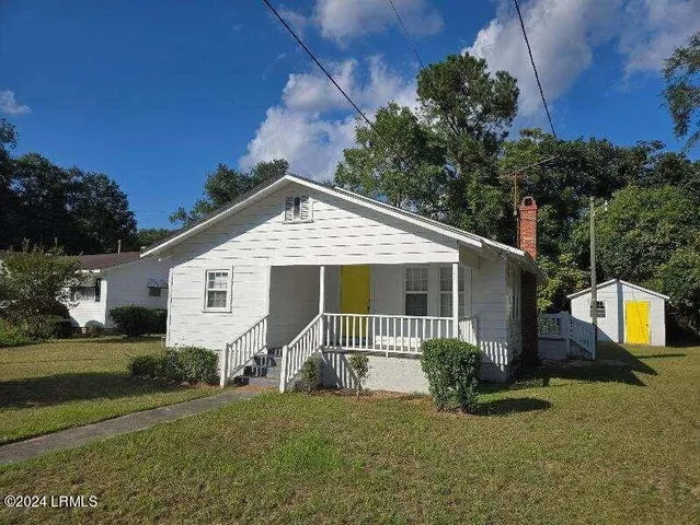 $125,000 | 156 Maple Street West, Varnville, SC 29944