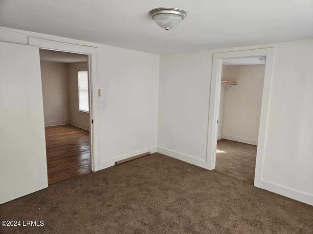 $125,000 | 156 Maple Street West, Varnville, SC 29944