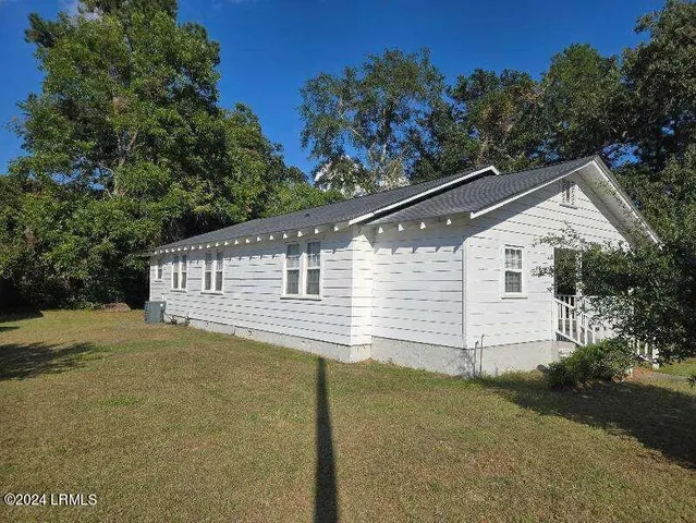 $125,000 | 156 Maple Street West, Varnville, SC 29944