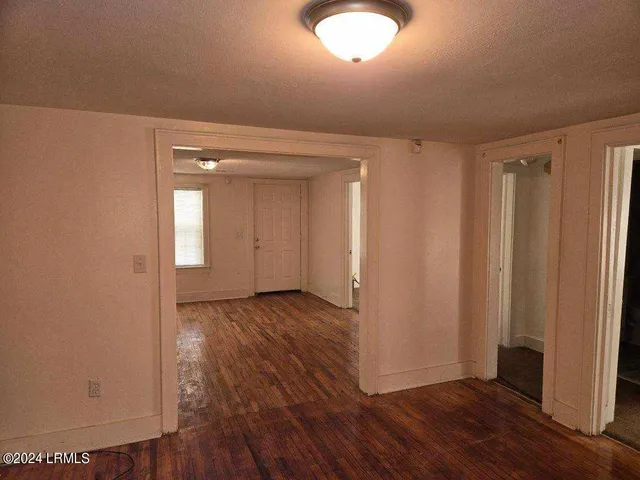 $125,000 | 156 Maple Street West, Varnville, SC 29944