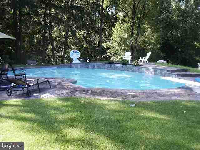 1780 Kaylor Road Hummelstown, PA 17036 - Photo 7 of 9 Gallery Image 7