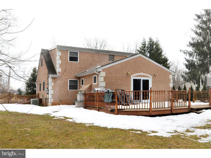 2696 Trewigtown Road Colmar, PA 18915 - Photo 23 of 25 Exterior Back
