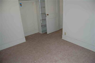 2417 Flushing Road Flint, MI 48504 - Photo 9 of 10 20106931-8.JPG