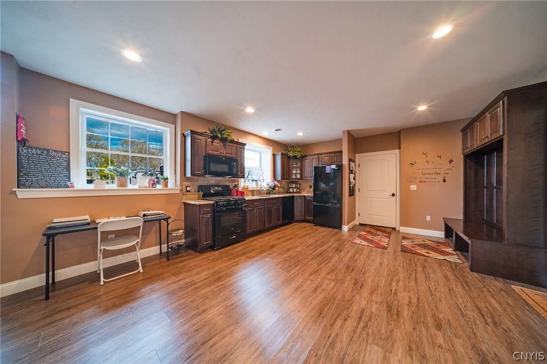 1410 Allen Road Clay, NY 13212 - Photo 30 of 50