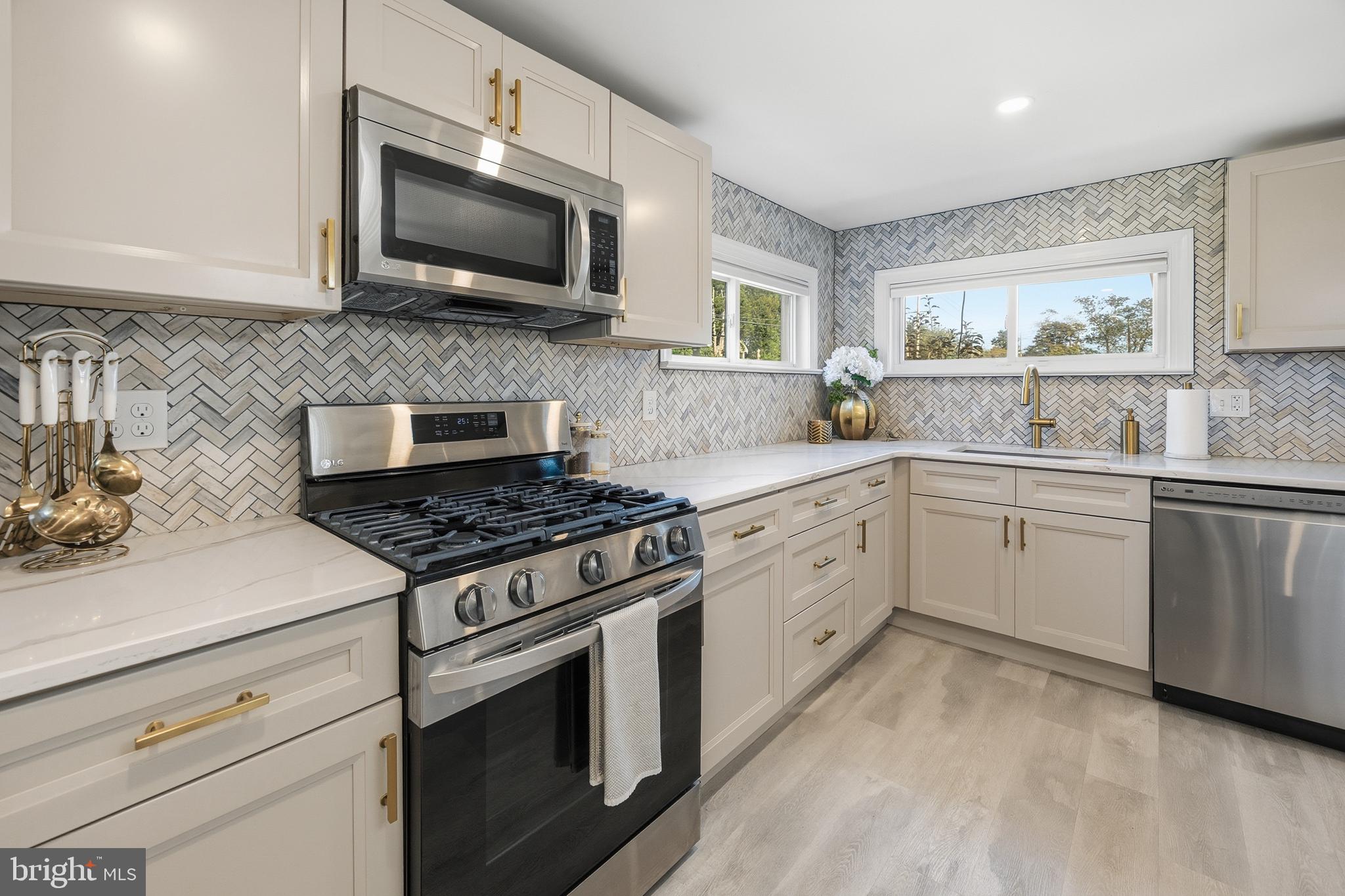 2042 Winslow Road Williamstown, NJ 08094 - Photo 22 of 107 Gallery Image 22