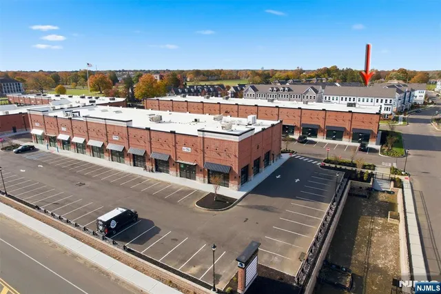 a picture of city view