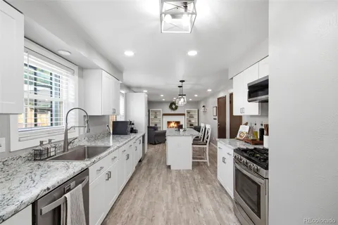 $700,000 | 7669 South Holland Way, Littleton, CO 80128