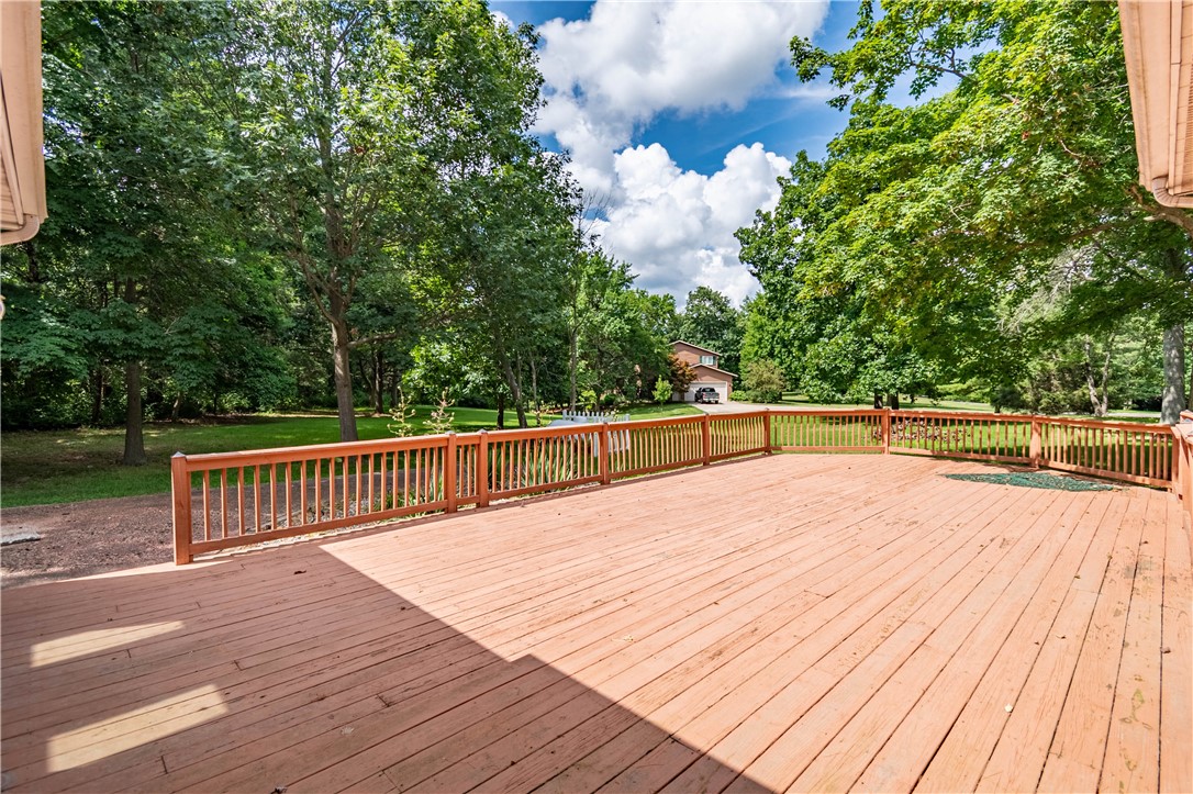 2951 Blackstone Drive Decatur, IL 62522 - Photo 38 of 43 Gallery Image 38