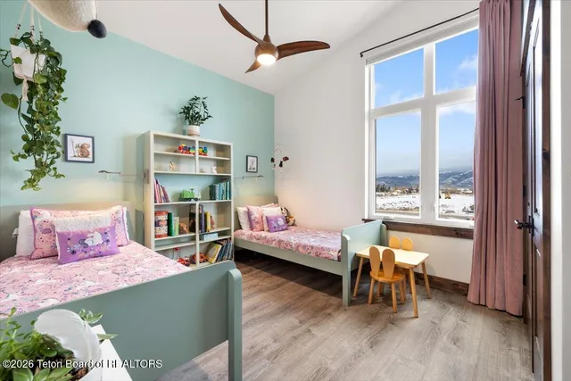 $639,000 | 8551 West 1000th, Victor, ID 83455