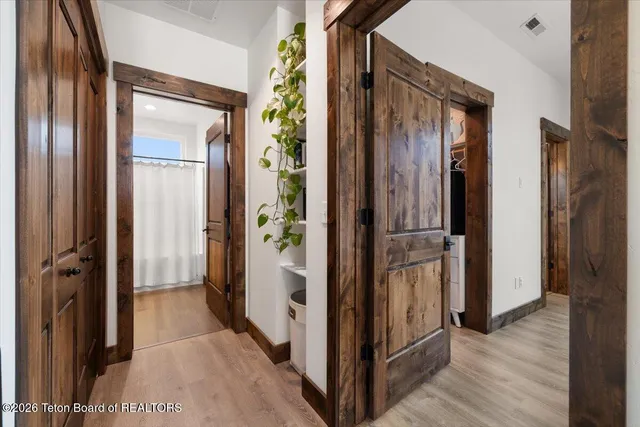 $639,000 | 8551 West 1000th, Victor, ID 83455