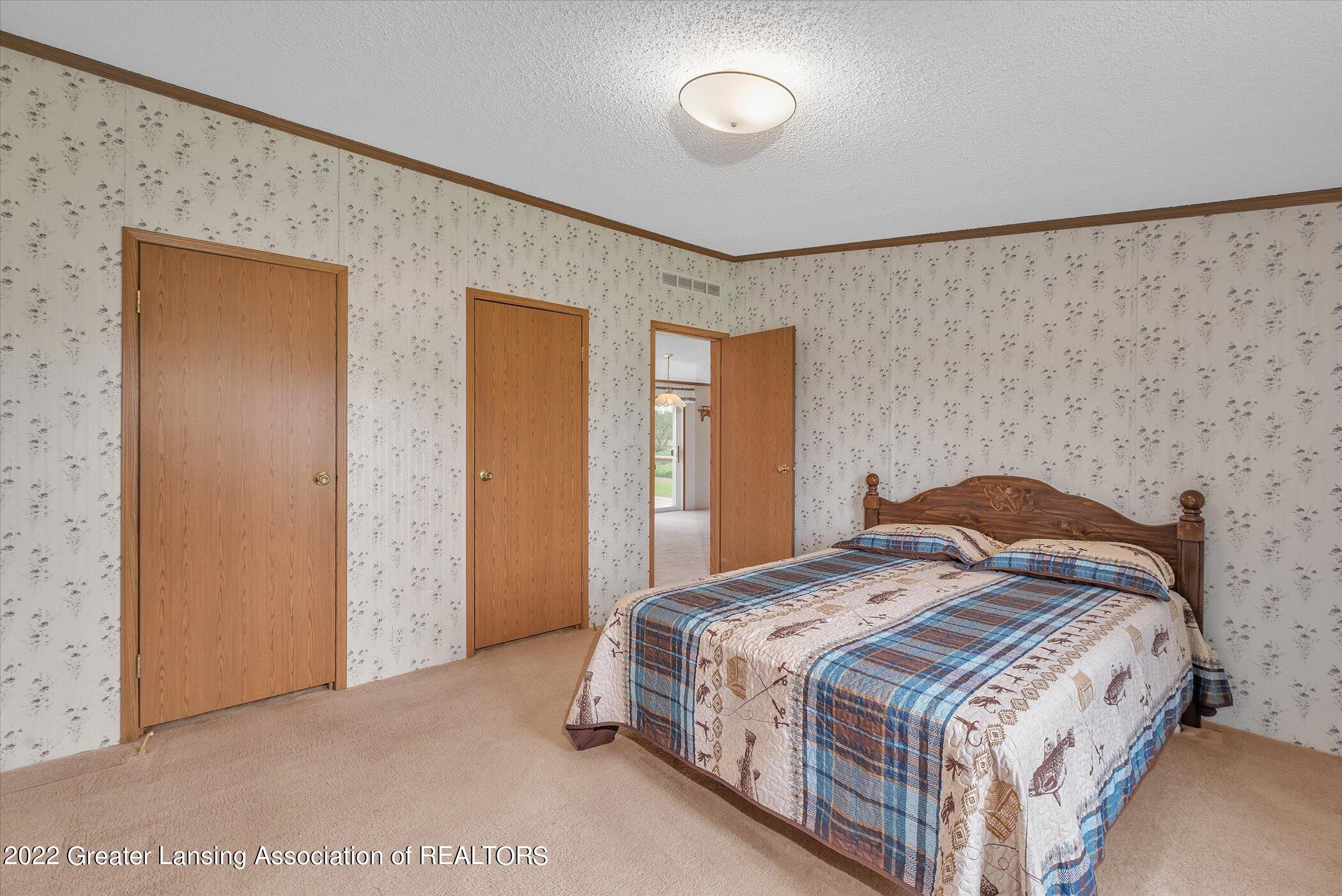 9190 Camden Road Pittsford, MI 49271 - Photo 16 of 45 22-9190-Camden-Rd-WindowStill-Real-Estat