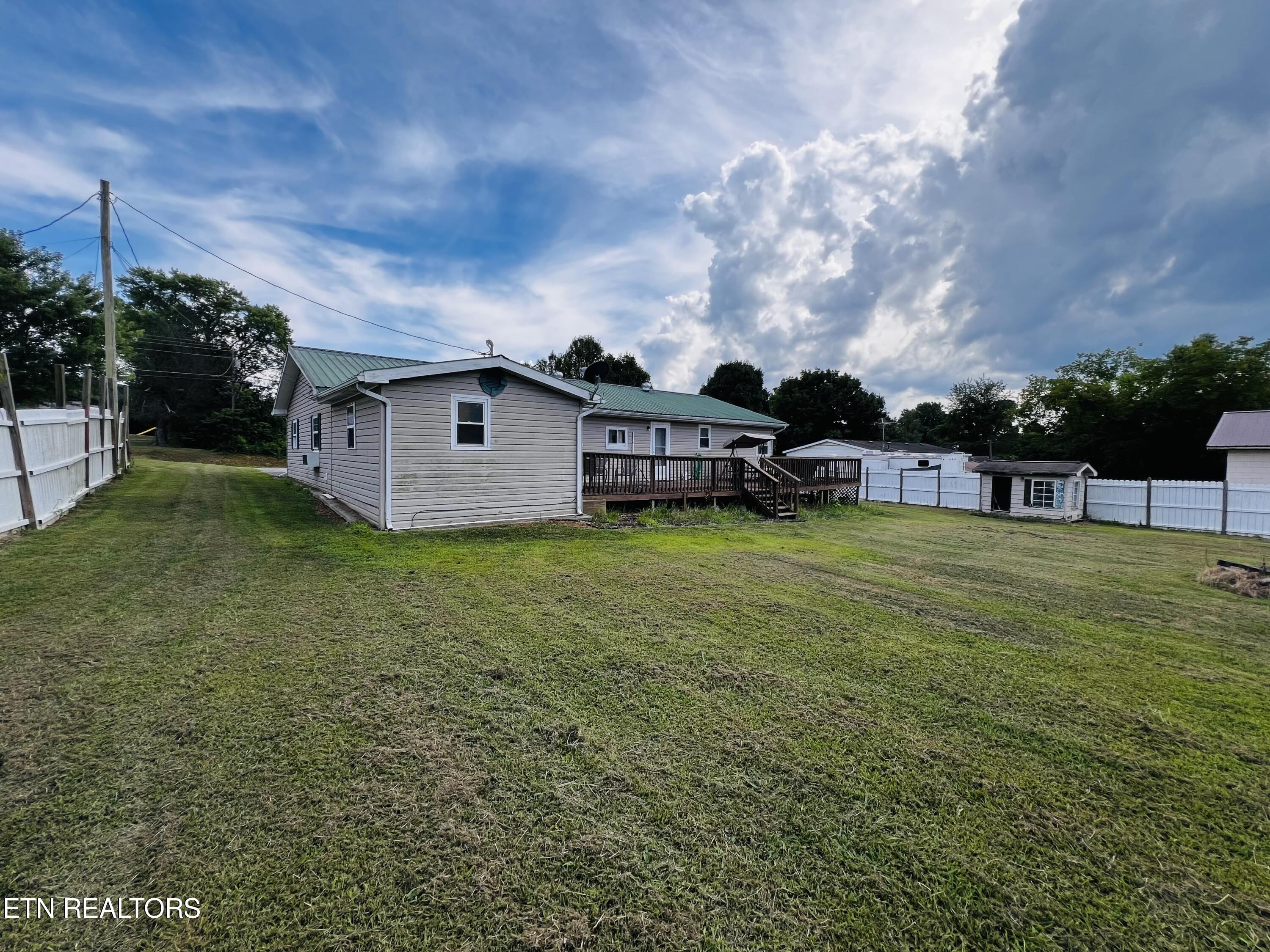 4425 Old Kentucky Road Morristown, TN 37814 - Photo 12 of 48 IMG_2746
