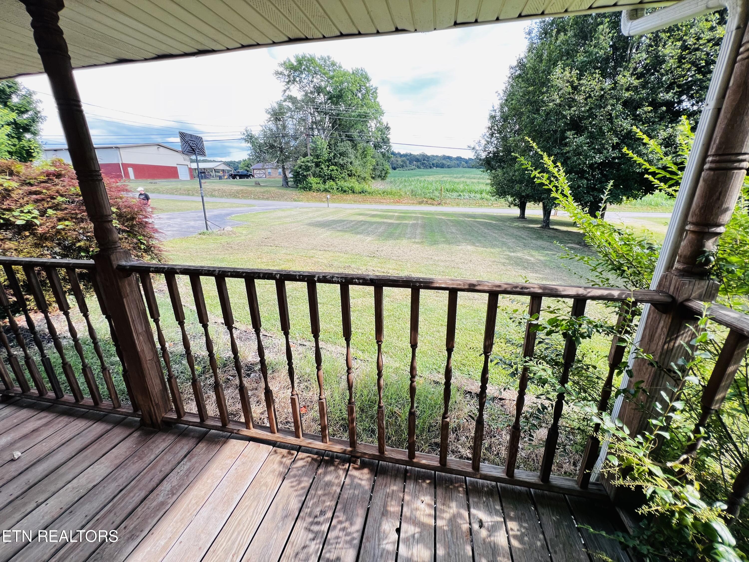 4425 Old Kentucky Road Morristown, TN 37814 - Photo 3 of 48 IMG_2733