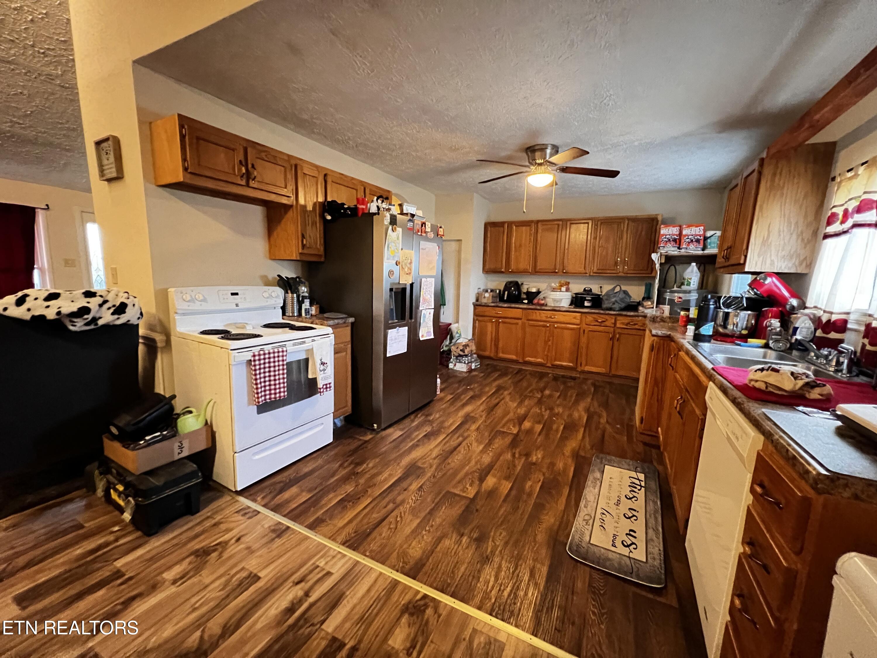 4425 Old Kentucky Road Morristown, TN 37814 - Photo 36 of 48 IMG_2770