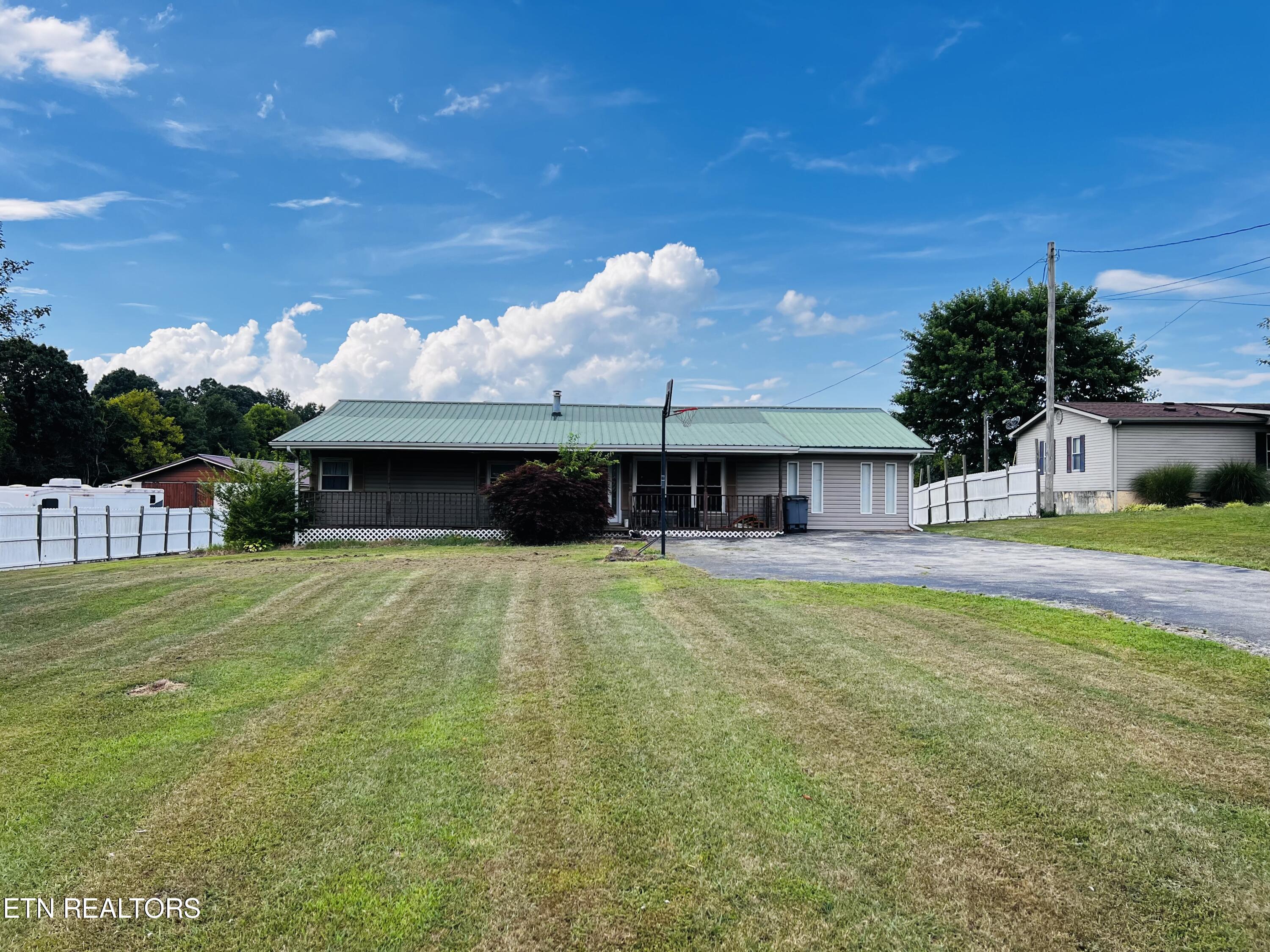 4425 Old Kentucky Road Morristown, TN 37814 - Photo 40 of 48 IMG_2727