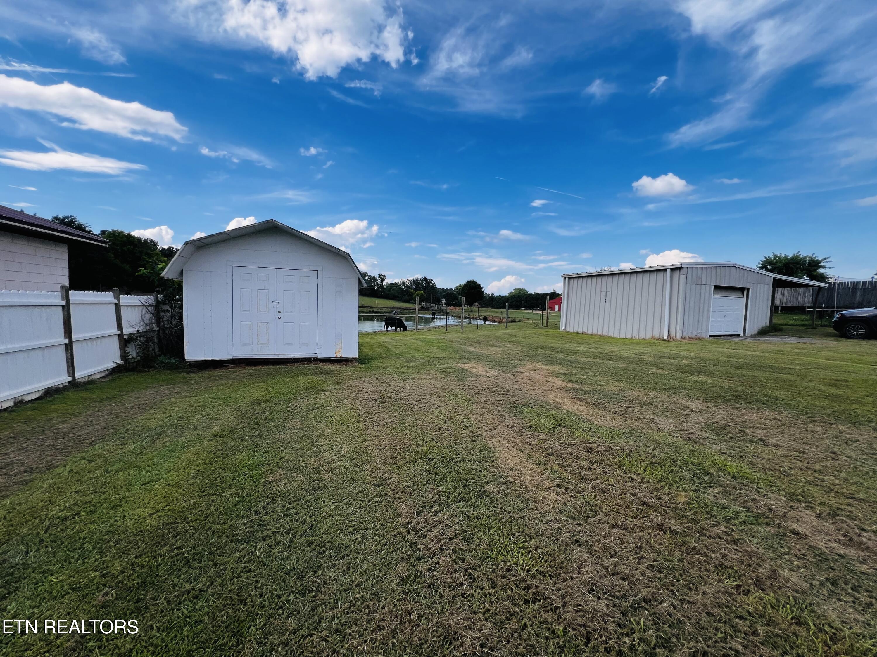 4425 Old Kentucky Road Morristown, TN 37814 - Photo 5 of 48 IMG_2737