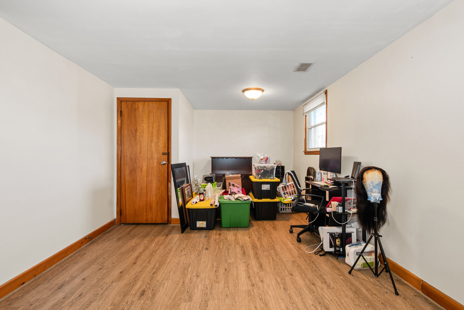 2809 Forest Lane Lansing, IL 60438 - Photo 13 of 24 a living room with furniture and a wooden floor