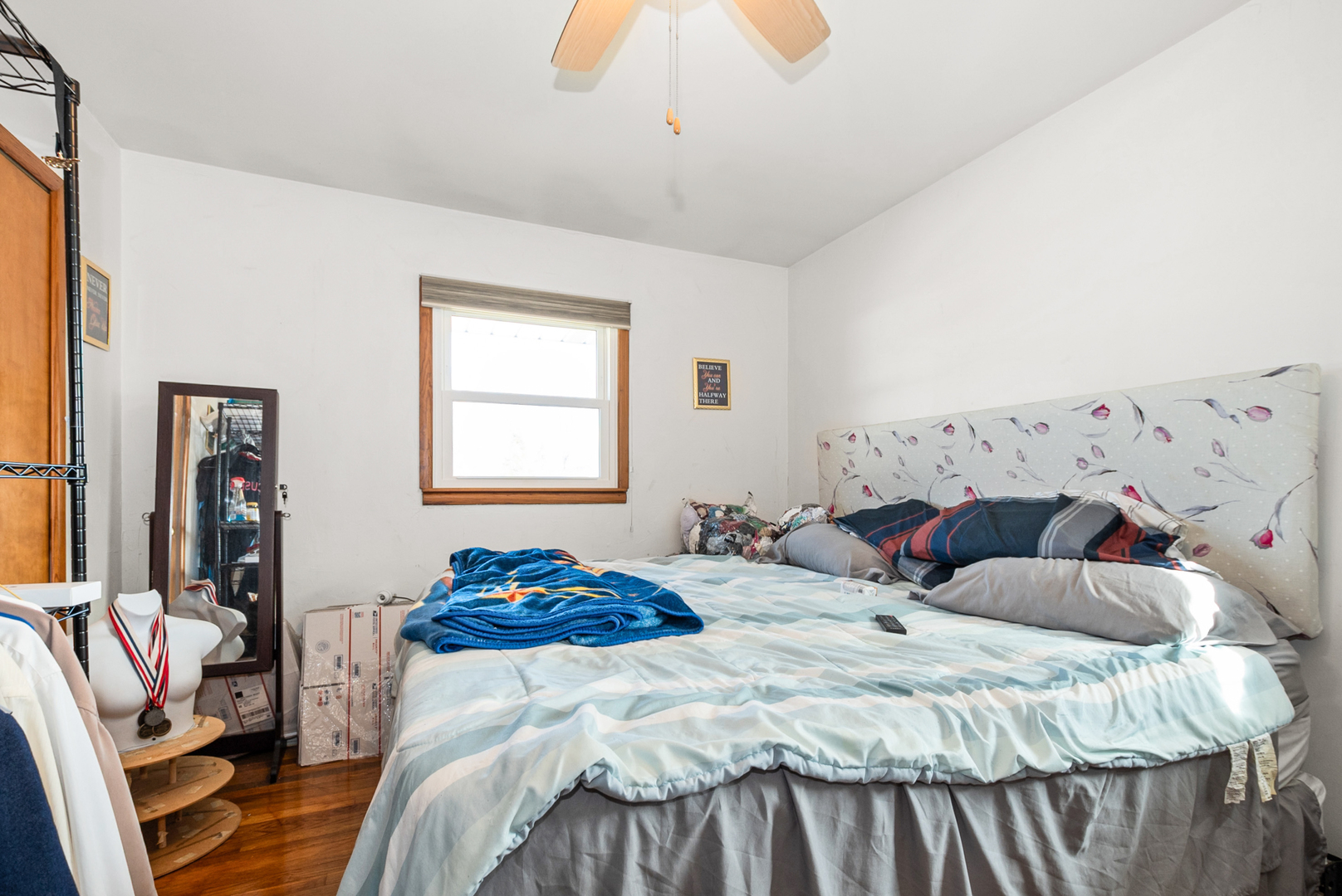 2809 Forest Lane Lansing, IL 60438 - Photo 10 of 24 a bedroom with a bed and a window