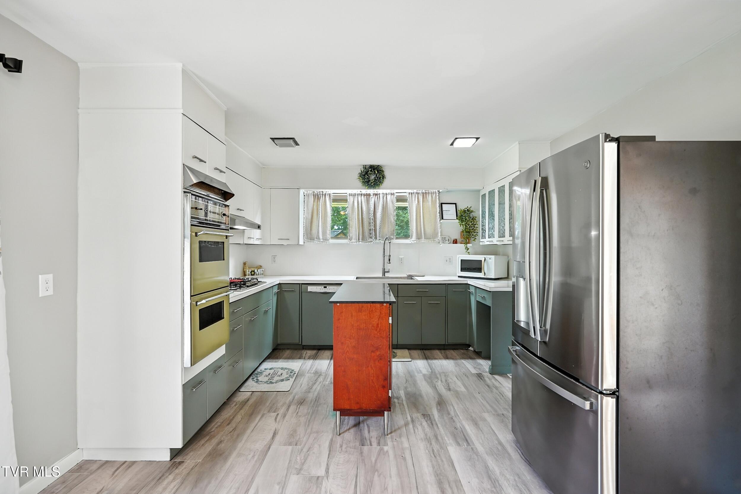 508 Spring Avenue Southeast Wise, VA 24293 - Photo 14 of 47 dsc00380