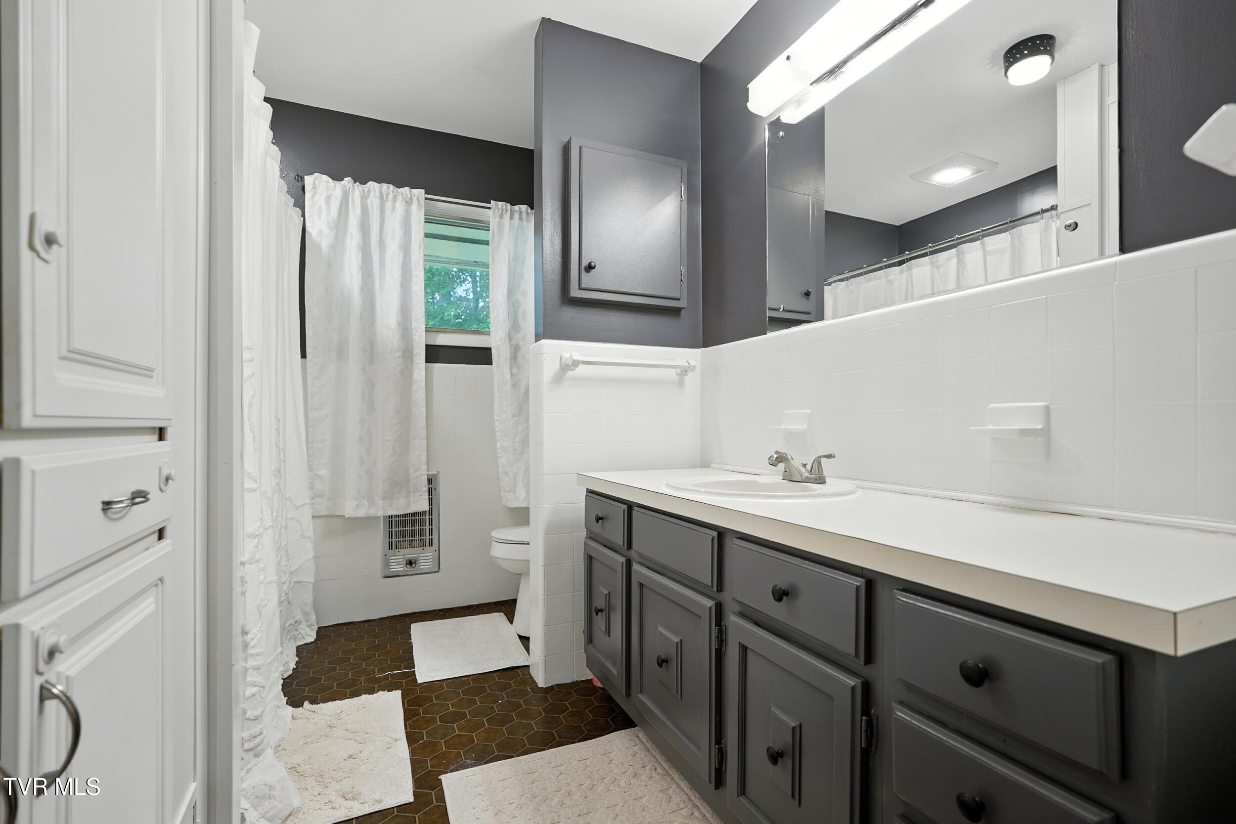 508 Spring Avenue Southeast Wise, VA 24293 - Photo 31 of 47 dsc00434