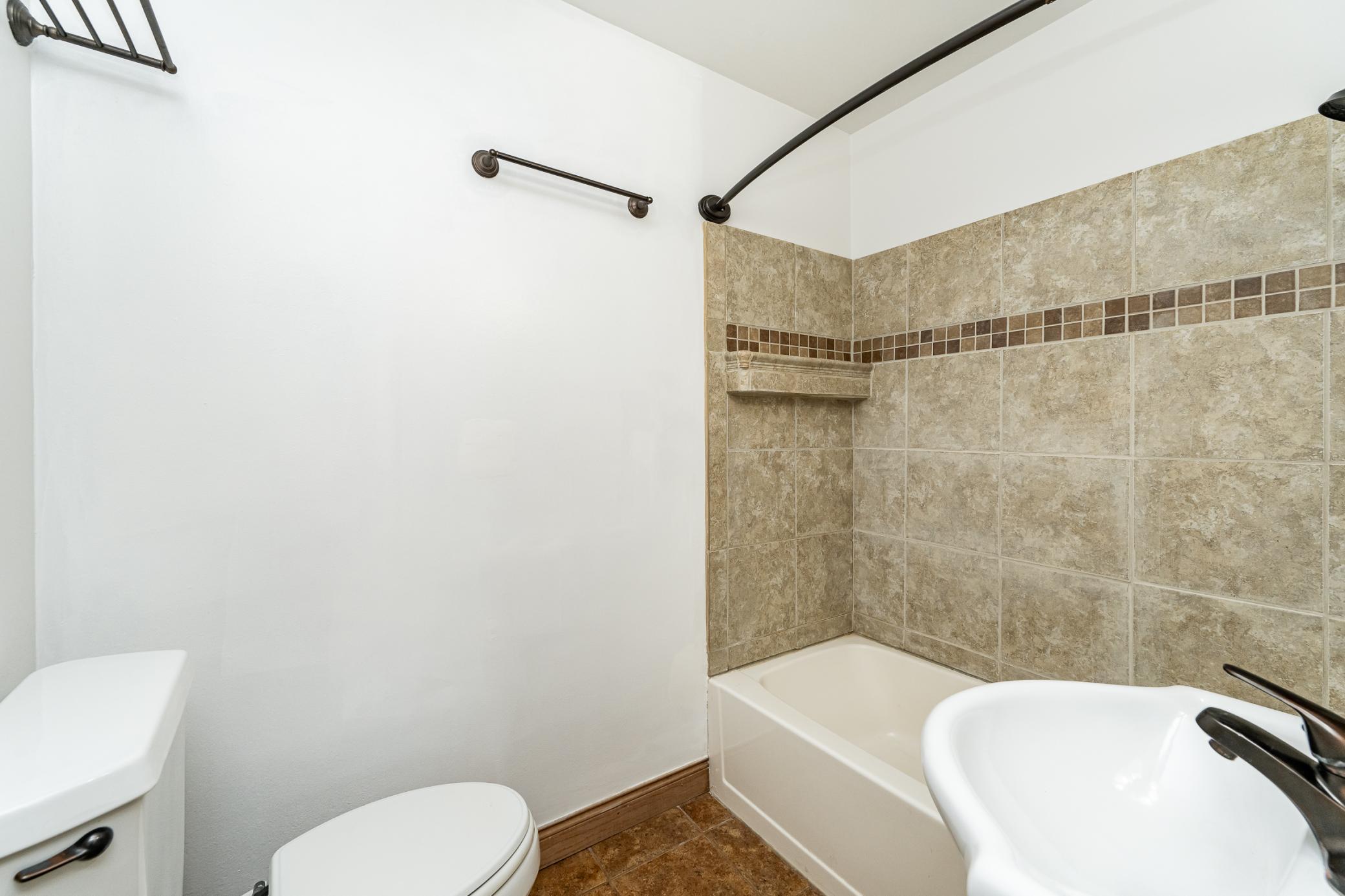 1119 8th Avenue Northwest Rochester, MN 55901 - Photo 15 of 34