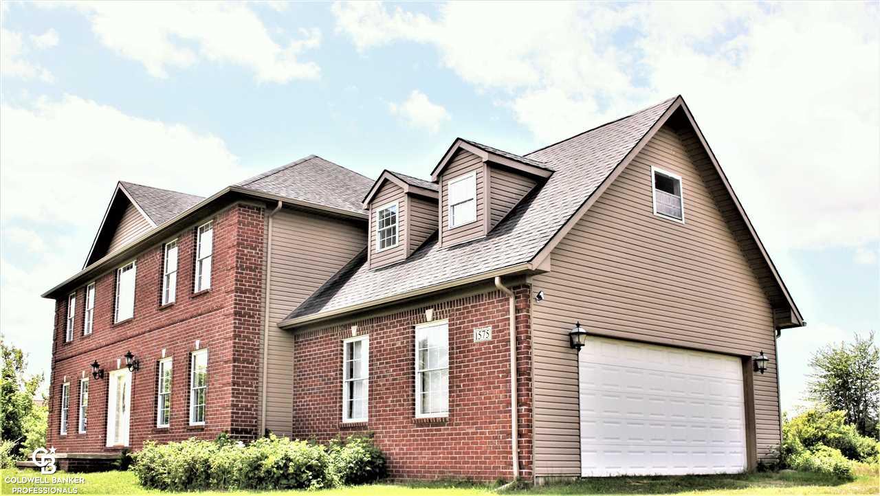 1575 Stapleton Road Memphis, MI 48041 - Photo 5 of 38 50014290-4.JPG