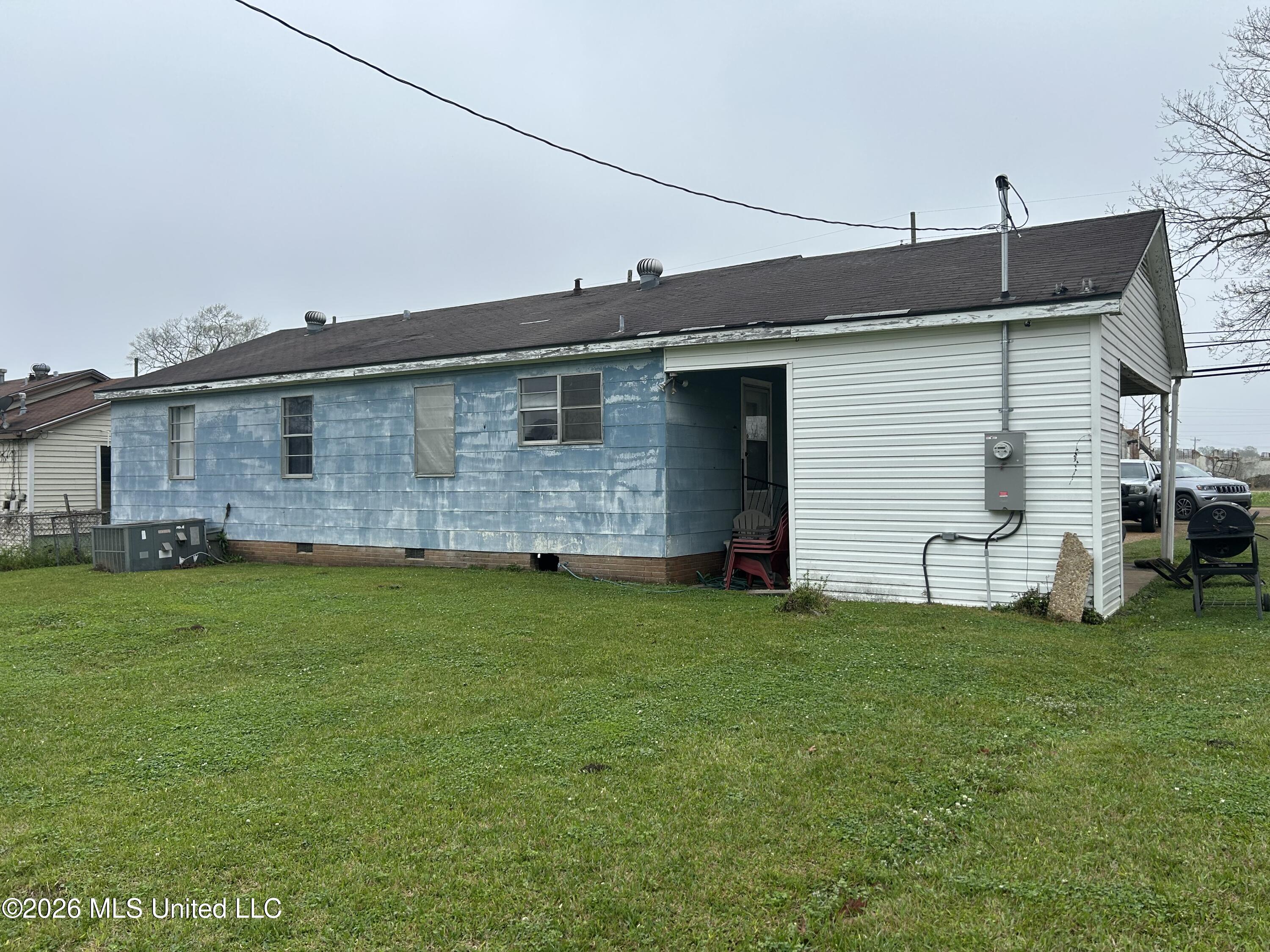 110 Main Street Brookhaven, MS 39601 - Photo 3 of 5 IMG_2716