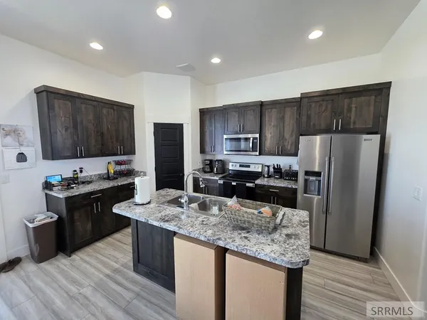 $450,000 | 3720 Barcelona Avenue, Idaho Falls, ID 83401