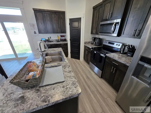 $450,000 | 3720 Barcelona Avenue, Idaho Falls, ID 83401