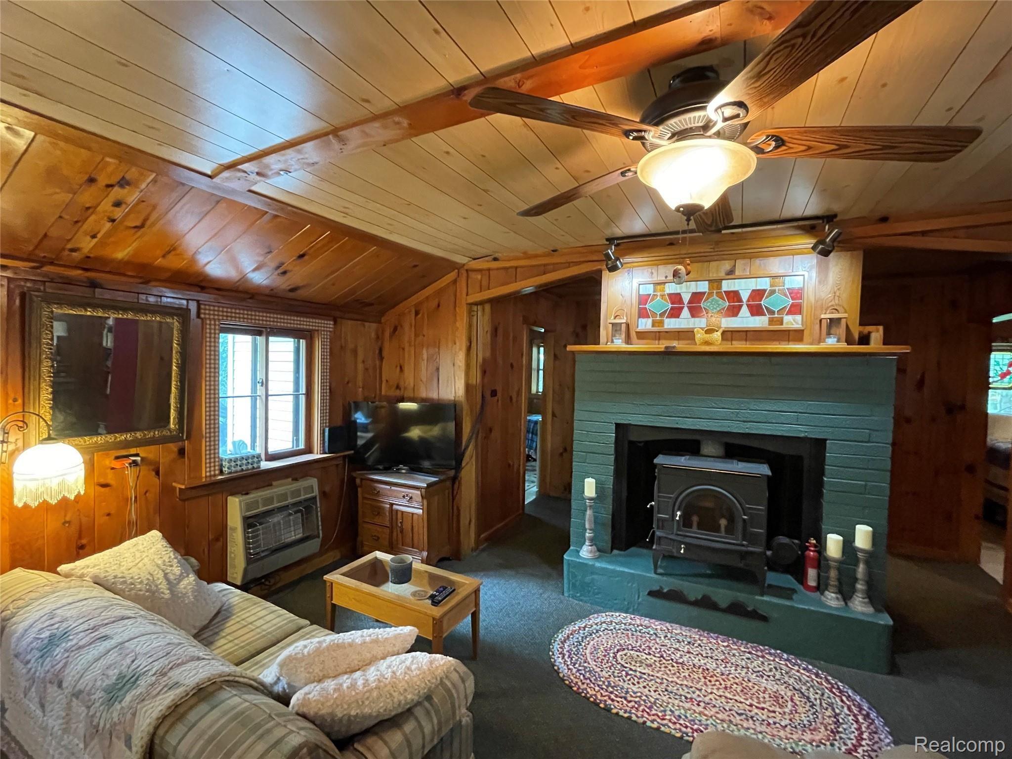 472 Dyer Road Rose City, MI 48654 - Photo 30 of 70 30.jpg